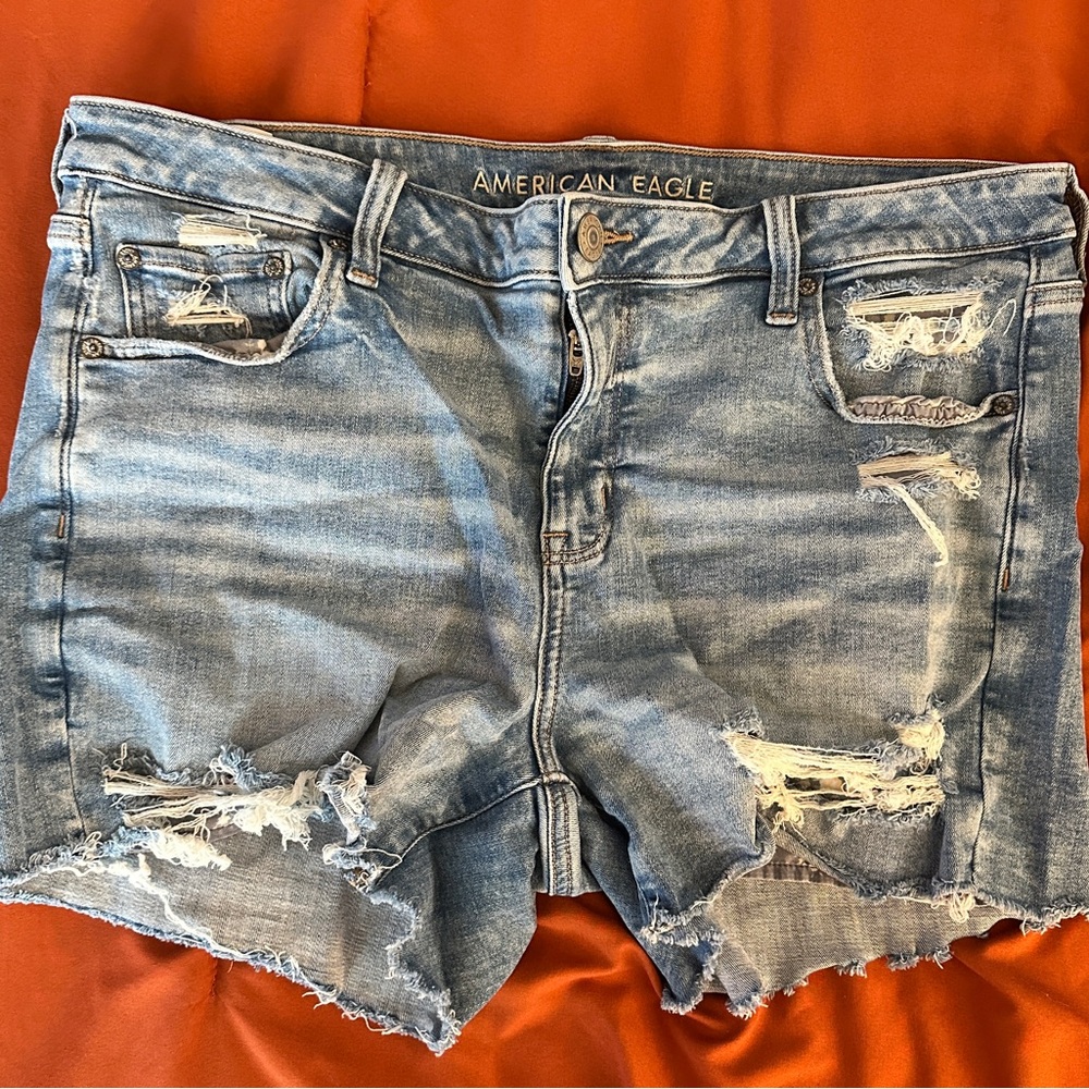 Wonens’s Distressed Denim Shorts